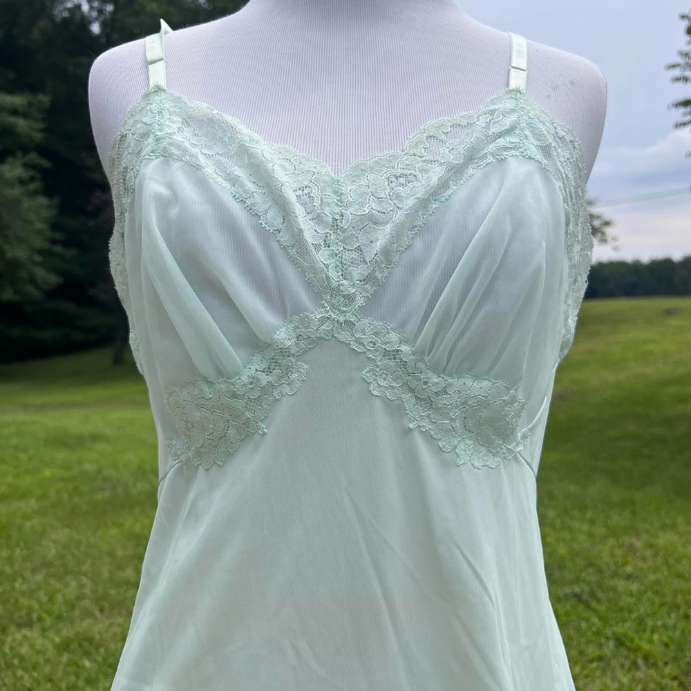 Elegant Lace Trim Mint Green Chemise